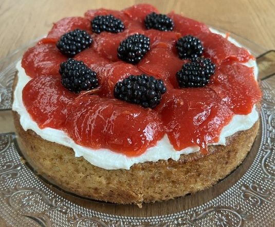 tarte a la ricotta avec mures et confiture de prunes franselesbrbant.nl